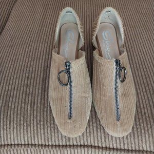 Sbicca Vintage Collection Corduroy Shoes